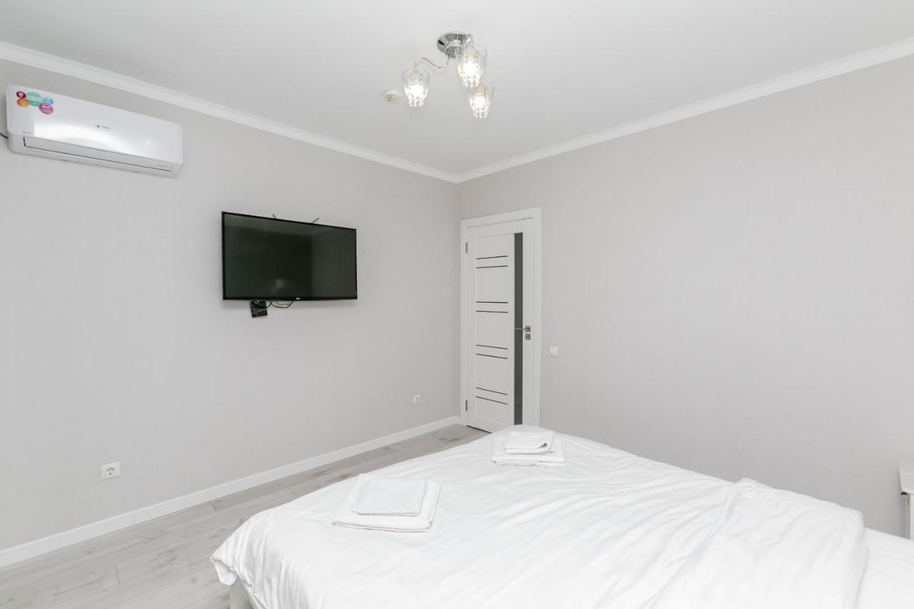 Apartament In Zona Centrala Si Parc Kišiněv Exteriér fotografie