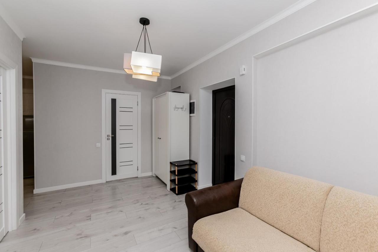 Apartament In Zona Centrala Si Parc Kišiněv Exteriér fotografie