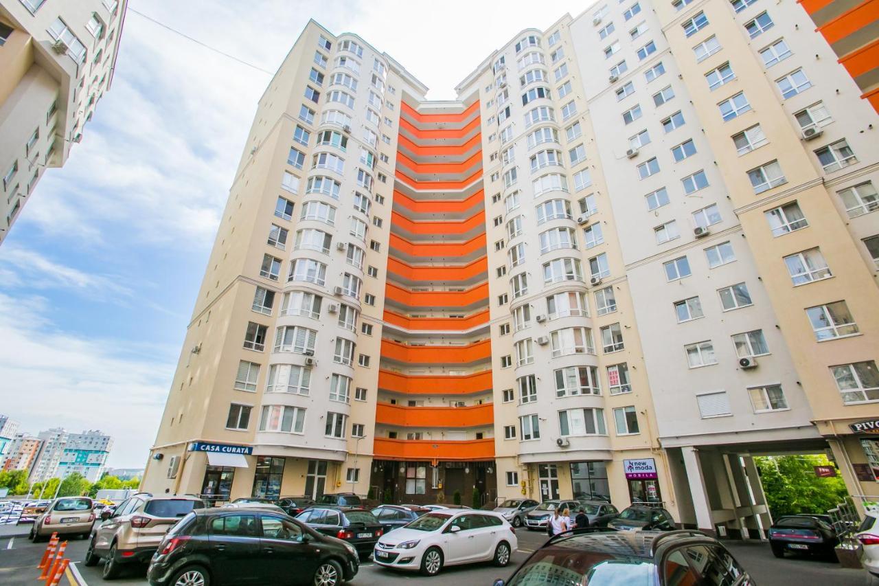 Apartament In Zona Centrala Si Parc Kišiněv Exteriér fotografie